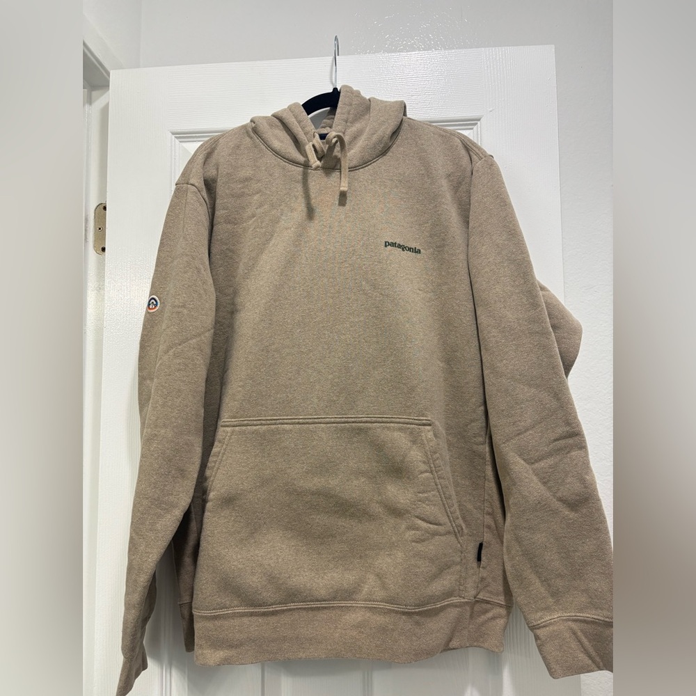 Patagonia Beige/Tan Pullover Hoodie with Kangaroo Pocket